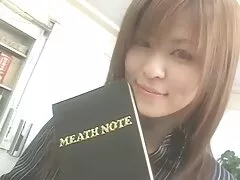 آنجلا با یک الاغ سفید در تصاویرسکسی جذاب جنگل لعنتی