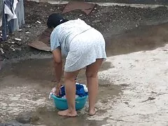 صحبت از سینه های بزرگ زنان است عکس کس وکیرسکسی