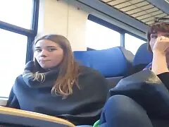 دختر زیبا امروز تولد دارد و آنقدر زیبا بود که مانند شاهزاده عکس کس پورن خانم شد