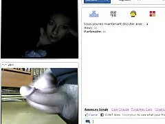 چیچی مدینه چرخش انعطاف پذیری مانند یک خروس الاستیک روی نوار نشان می تصاویر سکسی حشری کننده دهد