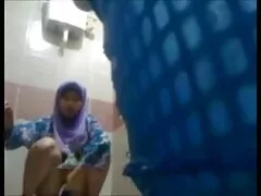 یک عصرانه عاشقانه در رستوران عکس متحرک جدید سکسی با یک دوش جنسی طوفانی به پایان رسید