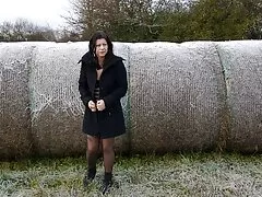 با تعداد زیادی الهام از نوازش ، یک دختر تصاویر سکس کثیف فقط نفس می کشد