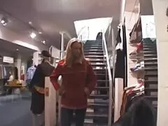 لحظات صمیمی این نبرد شدید لزبین داستان سکسی با تصاویر