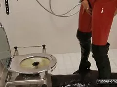 Mandushka آسیایی عکسهای جدیدسکسی خیلی شیرین می خورد و همچنین خود را بسیار شهوانی نشان می دهد