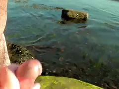 شکافهای عوضی زیبا و هیجان زده روی تخت عکس سکس الکسیس