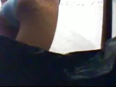 وقتی احساس کرد که پایان دارد ، خیلی سریع تصاویرمتحرک سکسی عضو را بیرون کشید و با دختر برهنه خودارضایی کرد. به زودی اسپرم در سمت راست شکم شلیک کرد