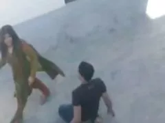 خدمتکار برای عکس کس وکون خوشگل تمیز کردن اتاق آمد و یک دیک زد