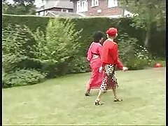 فردی که رابطه جنسی مجازی را عکس سکسی از پستون ادامه می دهد